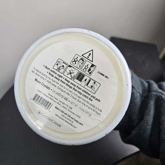 Goose Creek Moon Crystals 3 Wick Candle - Picture 2 of 7